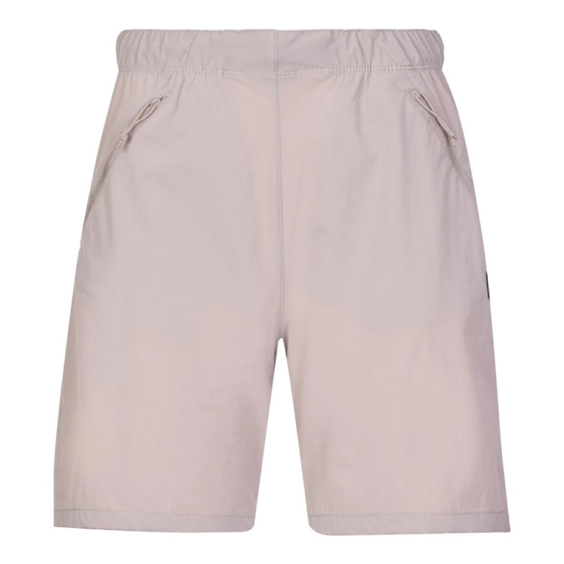 OBSERVER FAST BERMUDA WOMAN PA